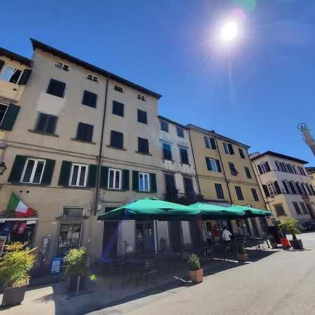 Lo Stellario Di Lucca Apartment Bagian luar foto